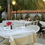 Hotel Rustica 2*