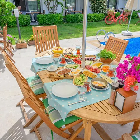 Отель Rustica 2*