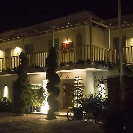Hotel Rustica